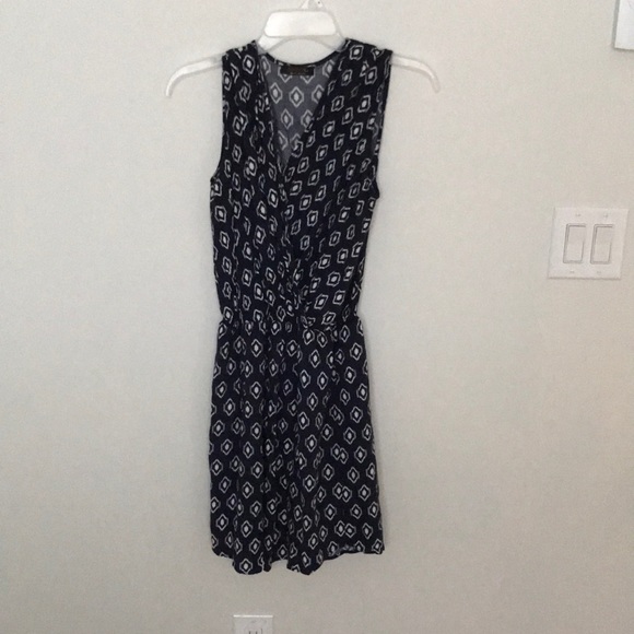 Dark blue and white dress - Picture 4 of 6